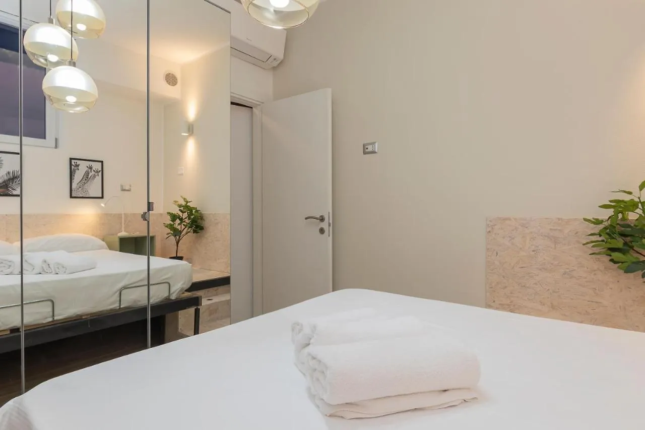 Sweet Apartment - Grazioli 1 Milano 0*,  Italia